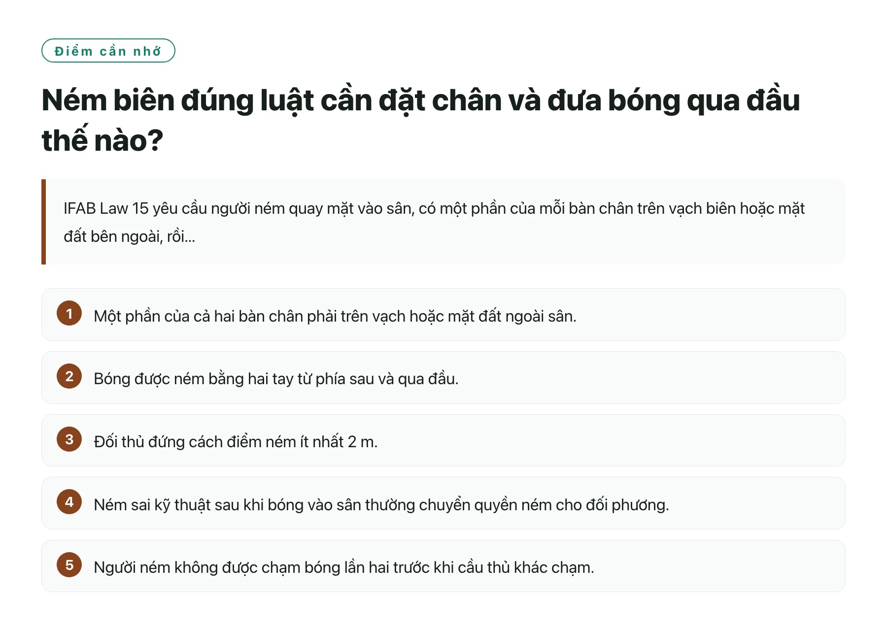 Ném biên đúng luật cần đặt chân và đưa bóng qua đầu thế nào?——全文要点速览
